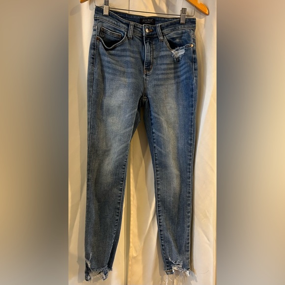 Judy Blue Denim - Judy Blue Los Angeles Shark Bite‎ Raw Hem Denim Jeans 5/27 Mid Rise